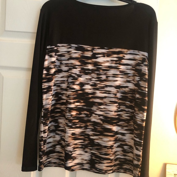 Long sleeve top - Picture 2 of 4